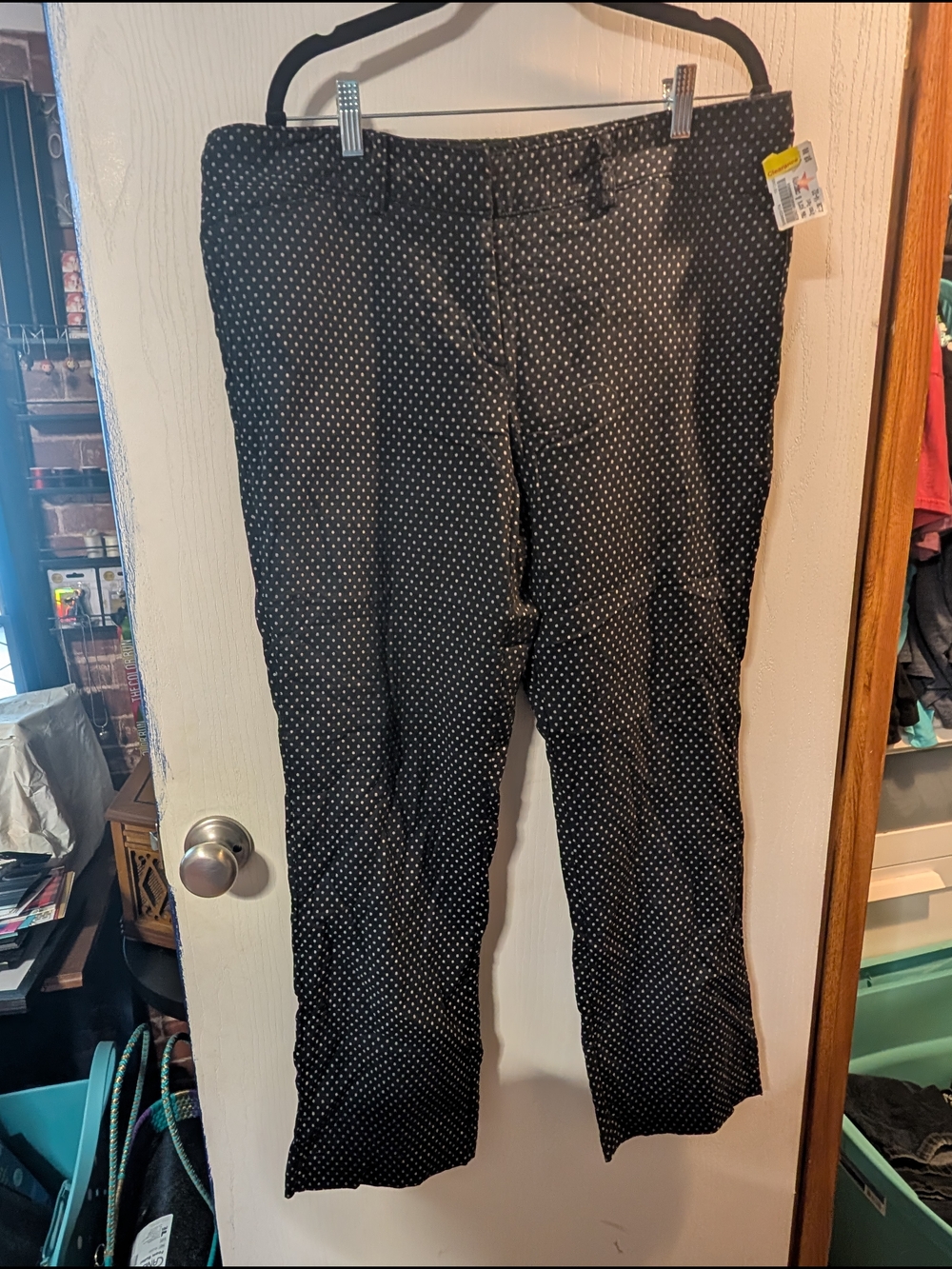 New York & Company Black Polka Dot Pants (B112)